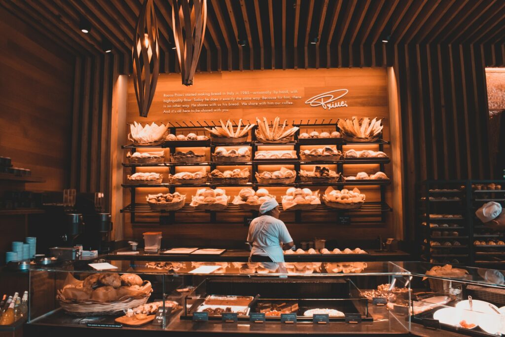Akcja “Zawieszony chleb” w Aleksandrowie Łódzkim. Kto może kupić chleb potrzebującym?